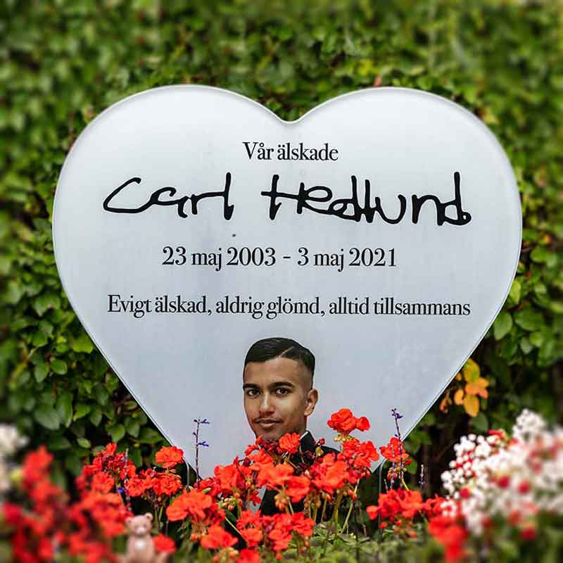 Hjärtformat gravsten